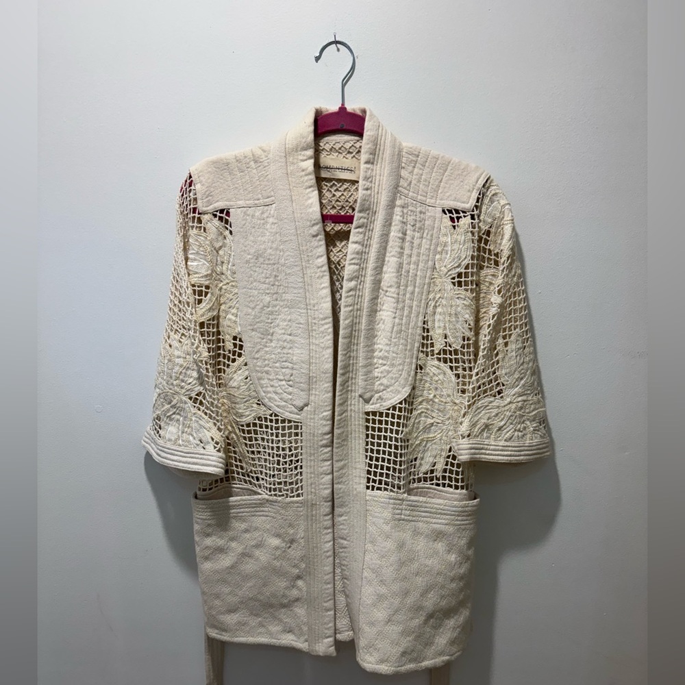 Free People New Romantics Ivory Embroidered Lace Wrap Kimono Jacket Size Medium - Picture 3 of 9